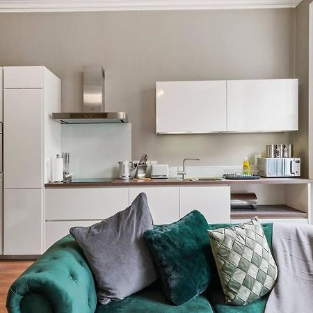 Lovely Central Wakefield Apartment - Parking Buitenkant foto